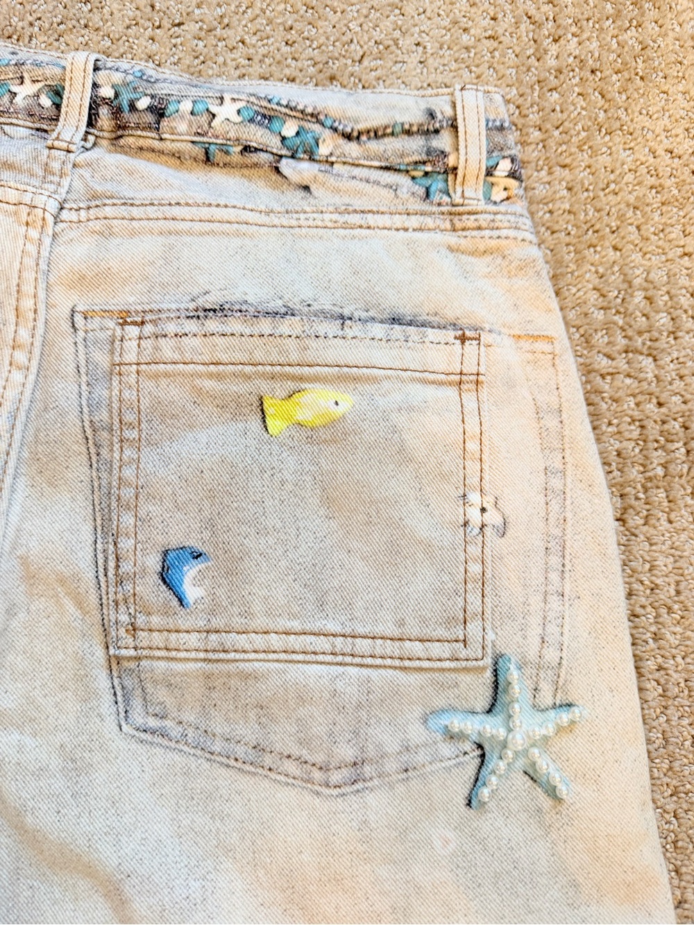 Boutique Light Wash Embellished and hand painted Wide-Leg Jeans NWT - Picture 7 of 15